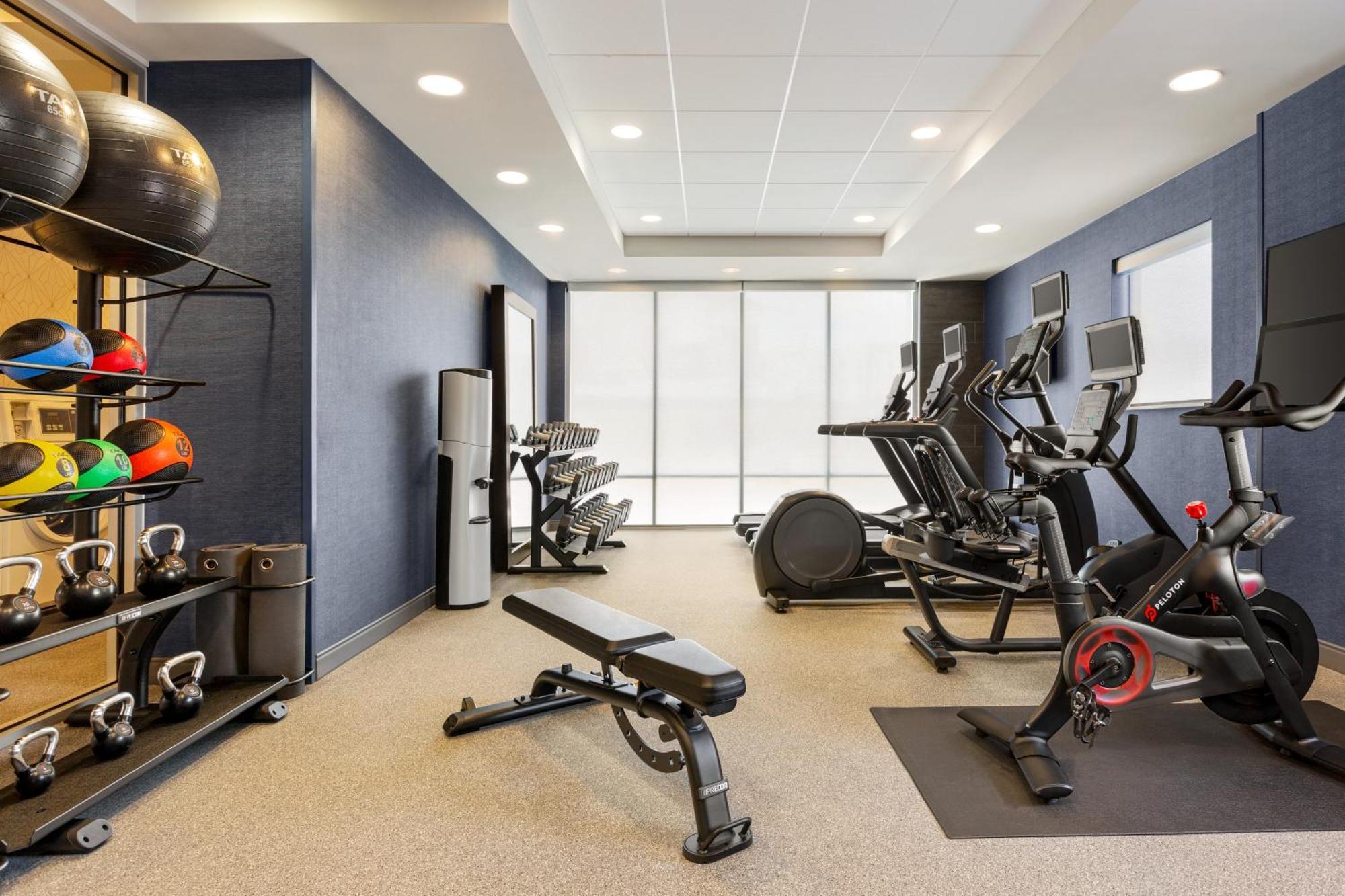 Home2 Suites By Hilton York Exterior photo