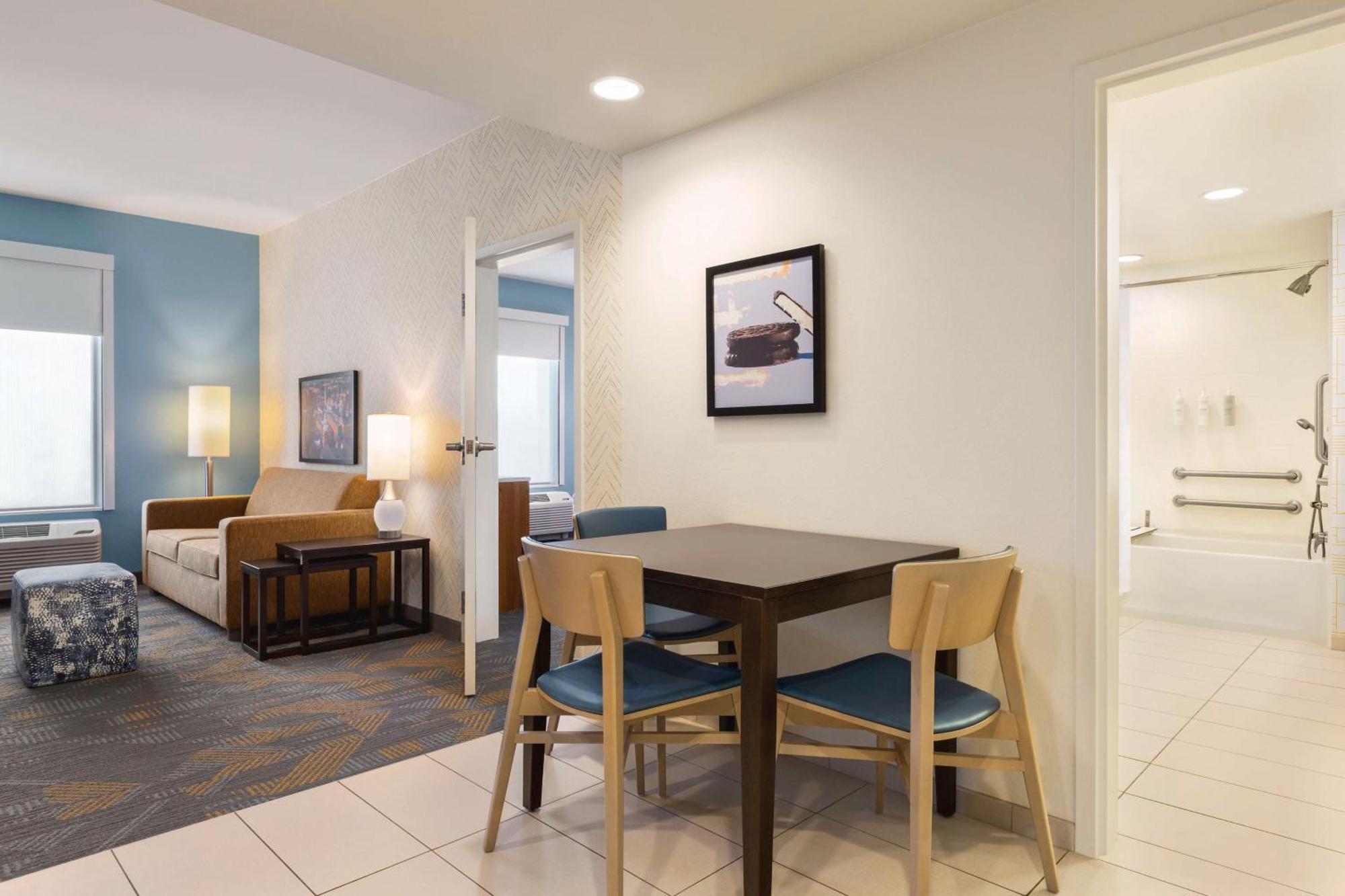 Home2 Suites By Hilton York Exterior photo